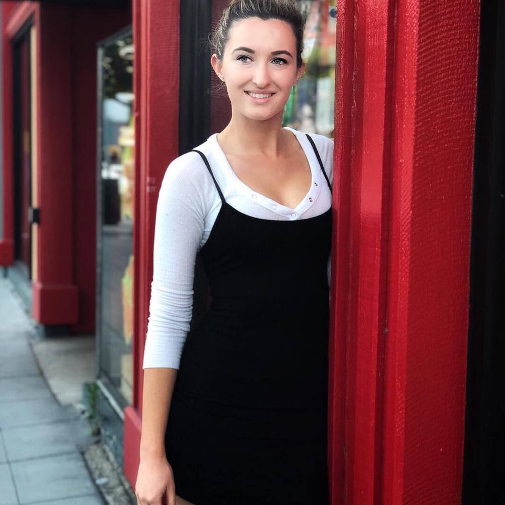 Meet your Posher, Jenna